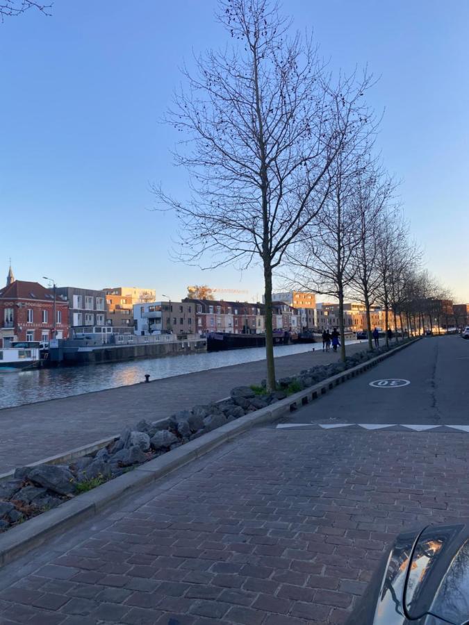 Lille Appart Cosy 68M2 Lumineux Avec Balcon - Garage Prive Kültér fotó